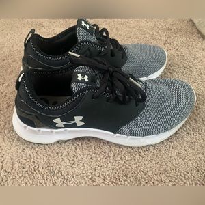 Under Armour Running shoes